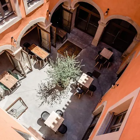 Le Couvent - Hostel Carcassonne