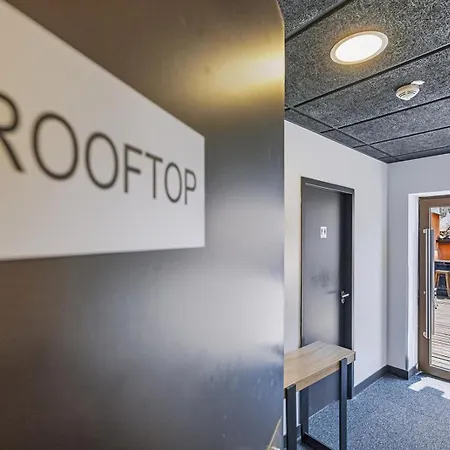 Hostel Le Couvent - *