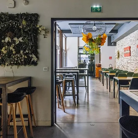 Le Couvent - Hostel *