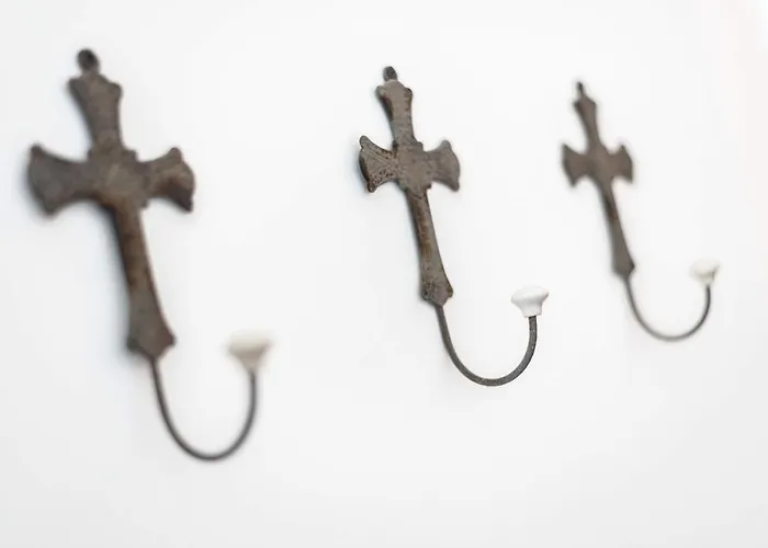 Le Couvent - קרקסון