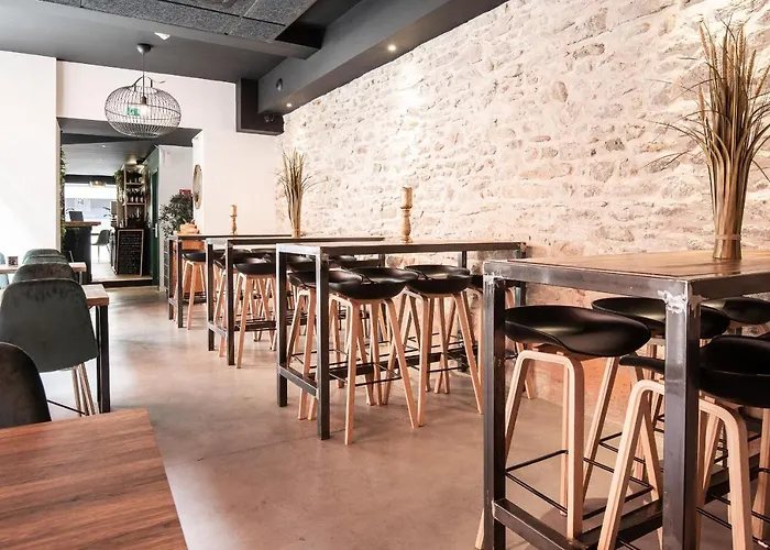 Le Couvent - אכסניה *