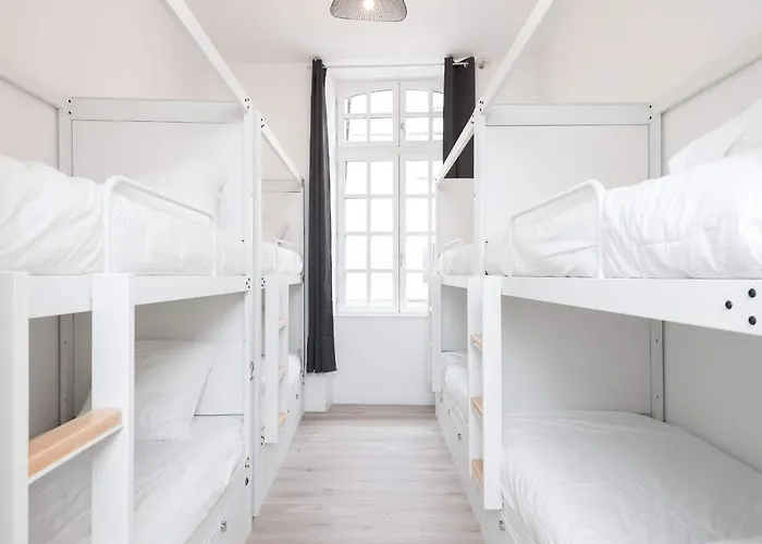 Le Couvent - Hostel *